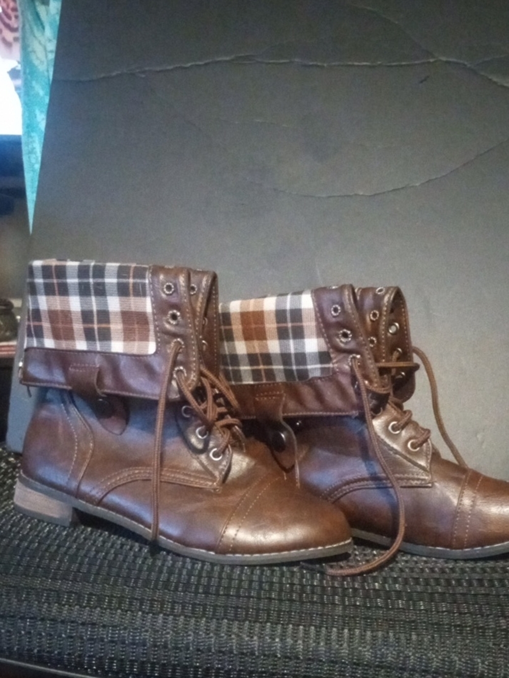 Source Unknown Brown Plaid Fold-Over Lace-Up Ankle Boots